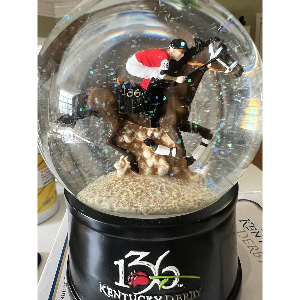 136th Kentucky Derby Musical Water Globe